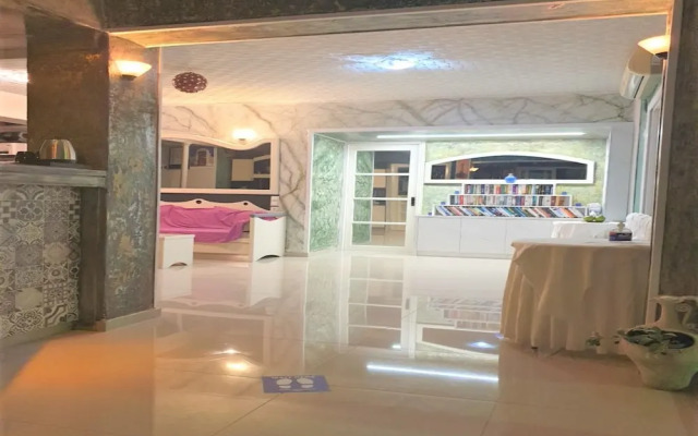 Beautiful and Spacious Room Near Cretan Sea
