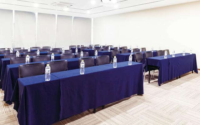 Holiday Inn Express Jinan Exhibition Center by IHG