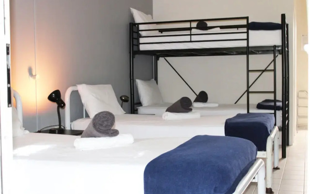 Coral Beach Lodge