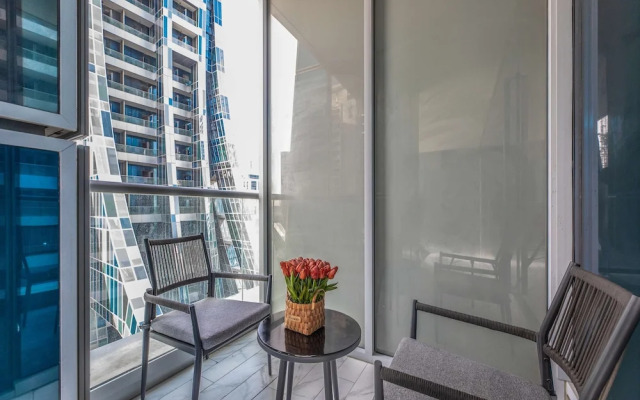 LUX 1BR Near B.khalifa