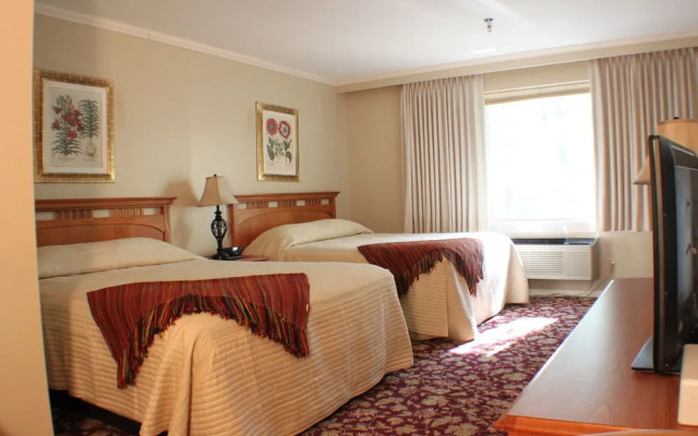 The Historic Summit Inn