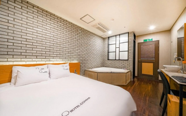 Nampo Comma Hotel