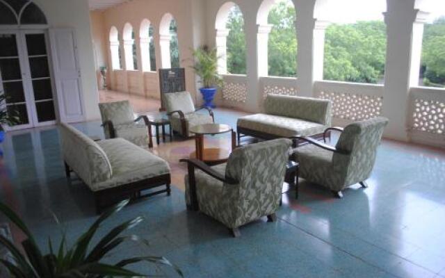 Orchard Palace