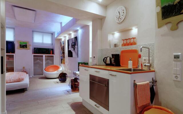 Modern Apartment in Berlin near Lake and City Centre