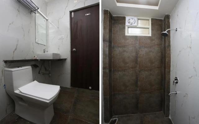 OYO 24707 Comfort Inn by OYO Rooms