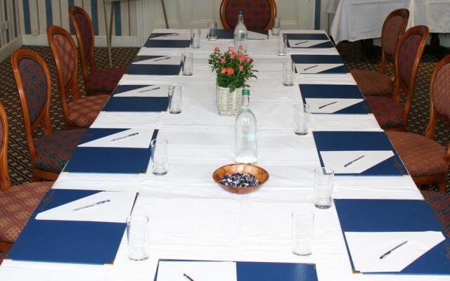 The Chatsworth Hotel
