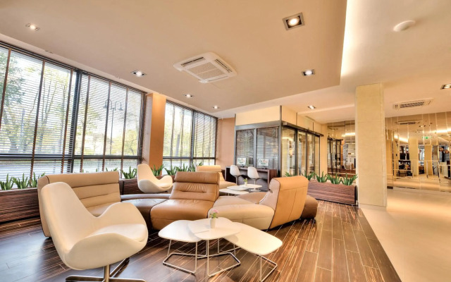 DeSilva Premium Opole