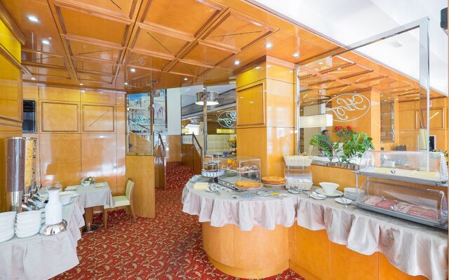 Teco Hotel