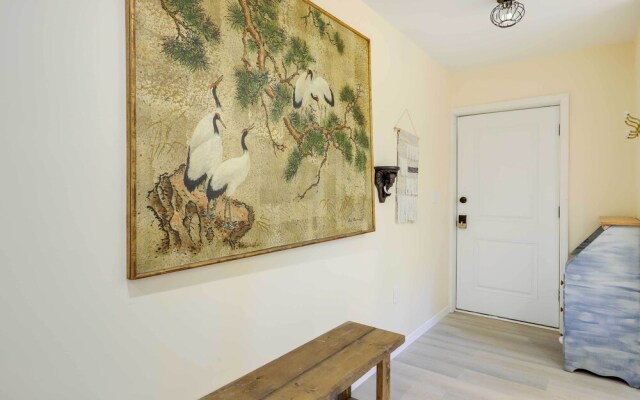 Fayetteville Guest House: Walk to Nature Preserve!