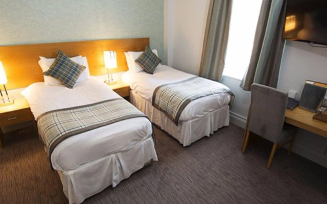 West Port Hotel