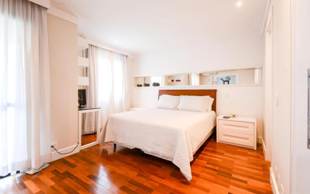 Flat Clarion Apartments by BnbHost