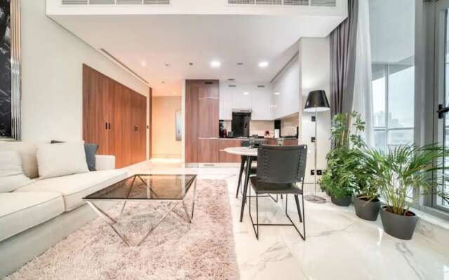 Stunning J-One Tower Studio