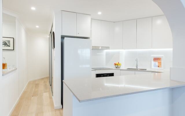 Right on Bondi H340