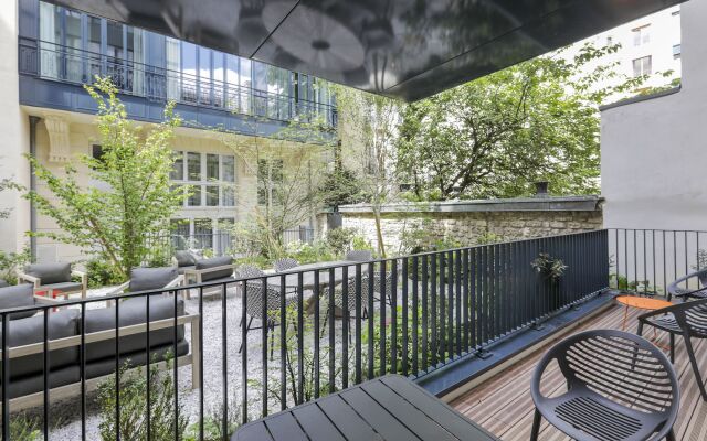 Mode Paris Aparthotel