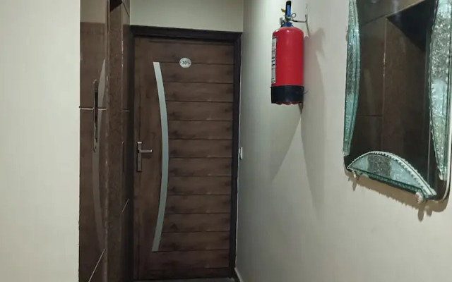 Hotel RTS Plaza Near IGI Airport