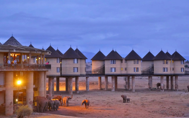Salt Lick Safari Lodge