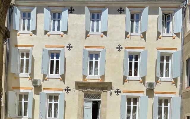 Studio Romantique Maison de L'église du Couvent