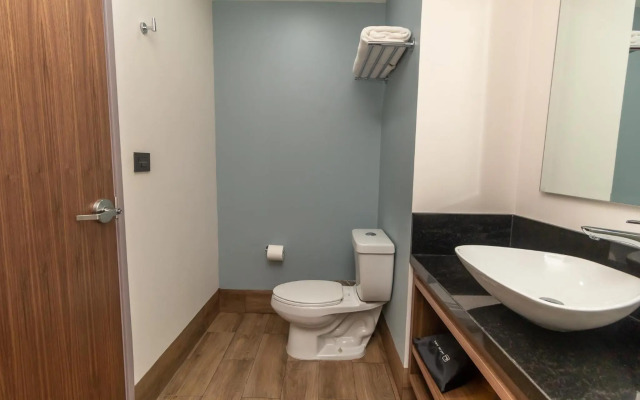 Hoteles Piedra Alta by De Los Perez