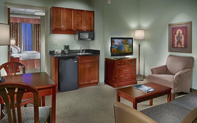 Holiday Inn University of Memphis All Suite, an IHG Hotel