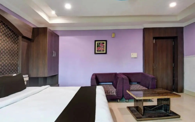 Goroomgo Hotel Park View Delhi