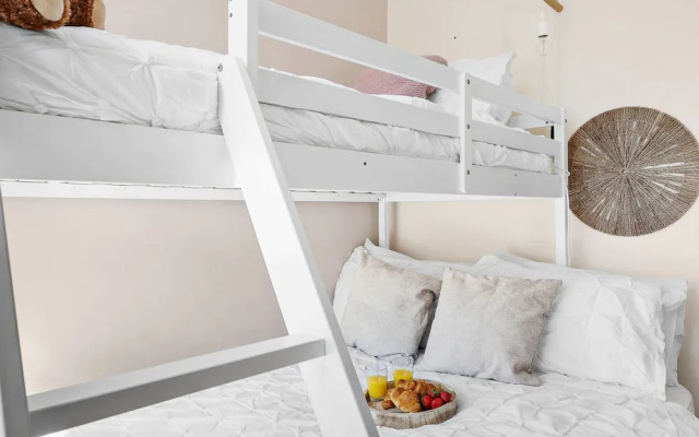 The Terrace - Bright Characterful and Near Beaches