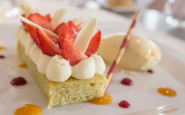 Logis Hôtel Les Platanes