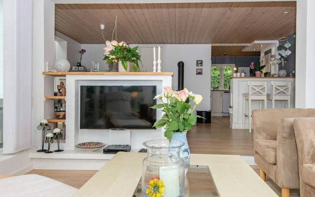 6 Person Holiday Home in Glesborg