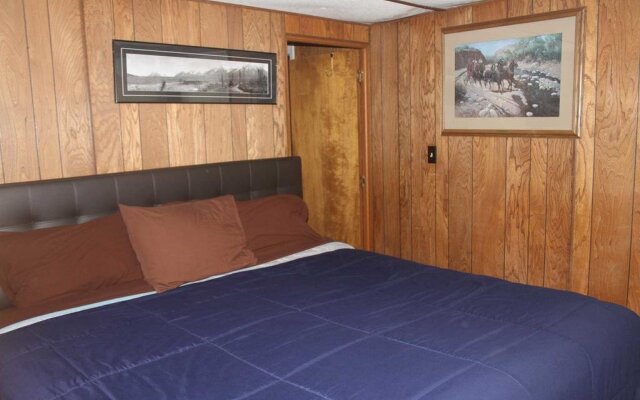Uncle Nicolai's Inn