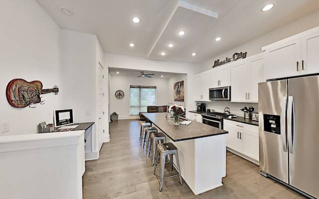 1050etln 3 Bedroom Townhouse