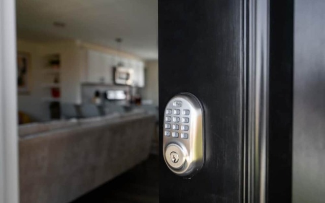 Stylish Home 4 King Beds w Pacman Near DT Denver