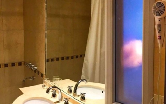 Roomie Salta by DOT Suites