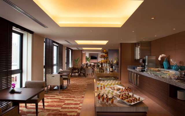 Hilton Okinawa Chatan Resort