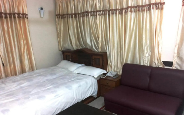 Mandakini Hotel