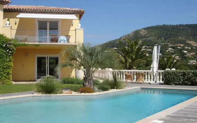 Villa Rose Hill