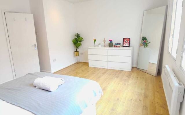 3 Bed Flat Liverpool st Spitalfields
