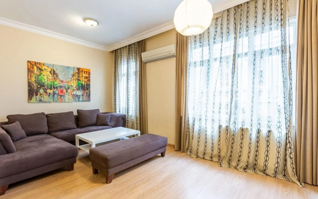 Central Flat 10-min Walk to Taksim Square in Sisli