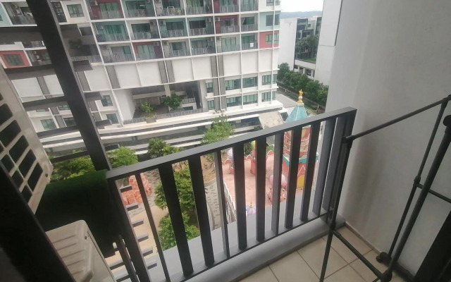 [Sleeps 4 Pax] @ I-City