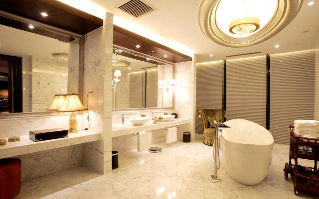 Intercontinental Dalian by IHG