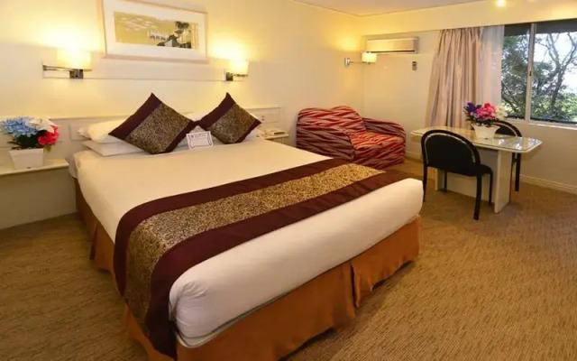 Best Western Twin Towers Inn
