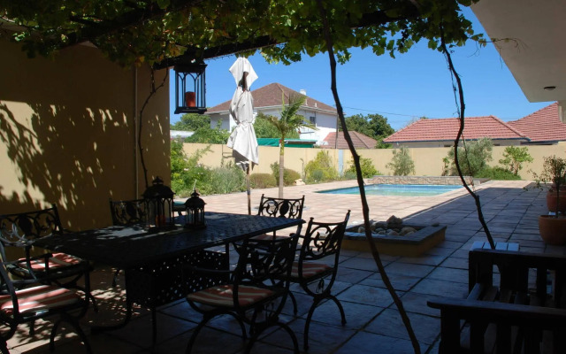 La Roche Guest House