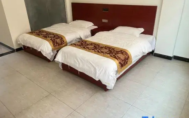 Zhiyun Hotel (Huangguoshu Waterfall)