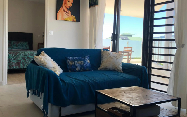 Standing Residence Tevai