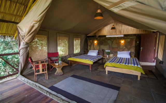 Sentrim Mara Game Lodge