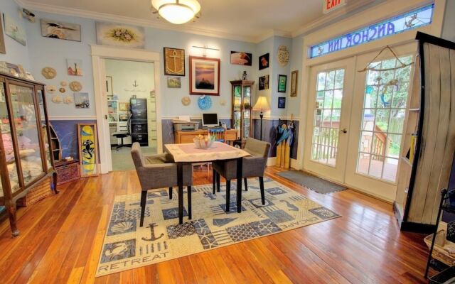 Anchor Inn NSB Bed & Breakfast