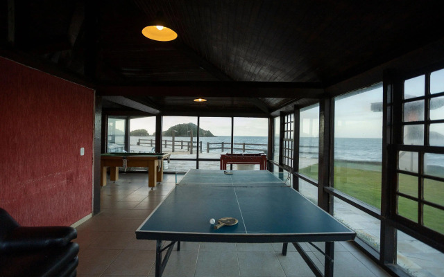 Casa c/ Área Goumert e 4 Suítes | CBR 11