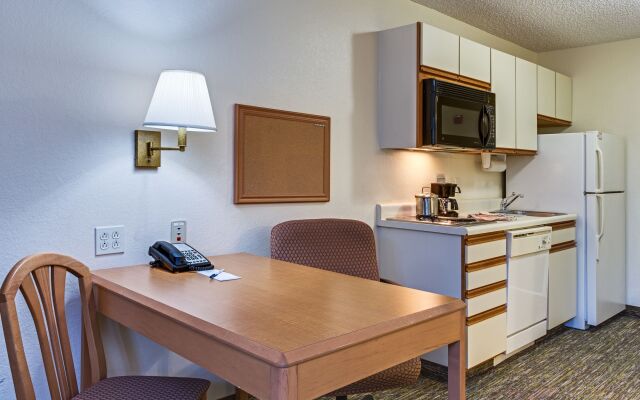 Candlewood Suites Lake Mary, an IHG Hotel