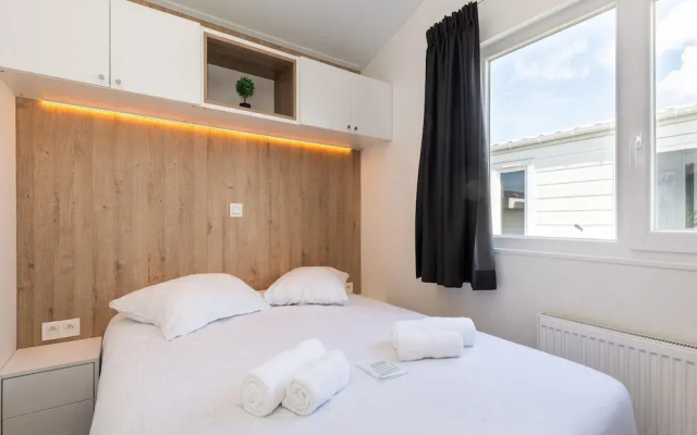 Chalet in Middelkerke Near the Beach
