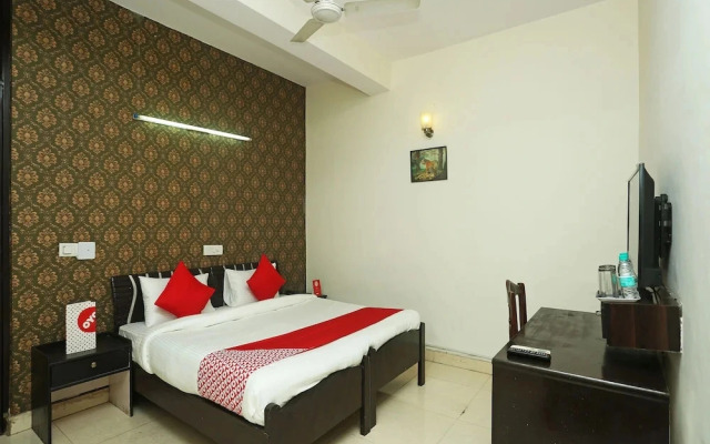 Innayat Residency By OYO Rooms