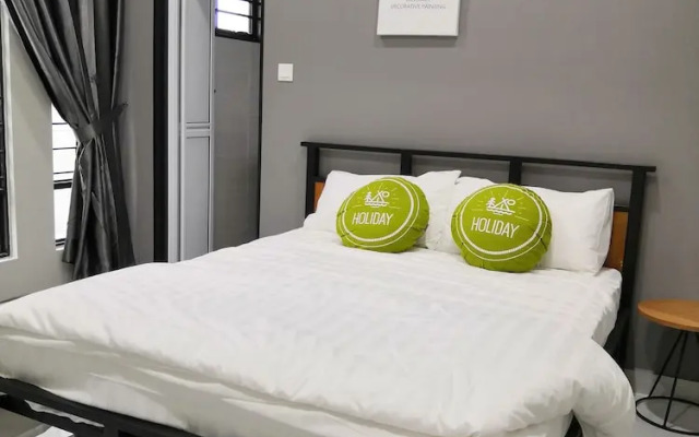RE - Roomy Stay