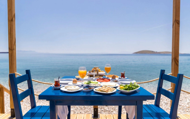 Karia Hotel Palamutbuku